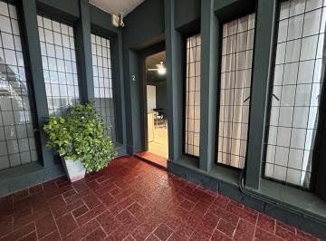 Casa · 139m² · 8 Ambientes · Edificio Comercial en Sexta Sección