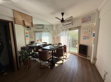 Departamento · 55m² · 3 Ambientes · Venta 3 Ambientes Frente Balcon Caballito Luminoso