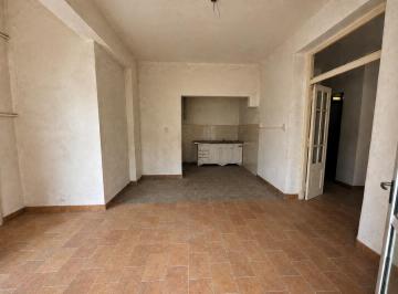 Casa · 84m² · 2 Dormitorios · 1 Cochera · Casa en Venta 2 Dorm. C/ Cochera y Patio Barrio Matheu