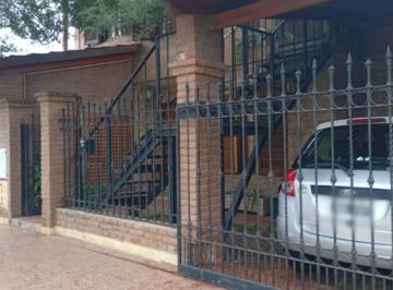 Casa · 233m² · 7 Ambientes · 3 Cocheras · Venta Casa 6 Dorm. B°residencial Sud Córdoba