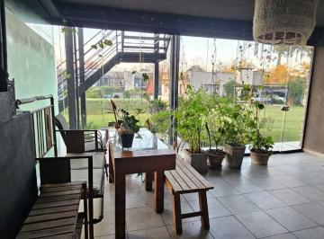 Departamento · 82m² · 3 Ambientes · 1 Cochera · Venta Departamento 3 Ambientes con Patio Cardalese