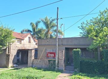Casa · 80m² · 4 Ambientes · 2 Cocheras · Casa en Gorina