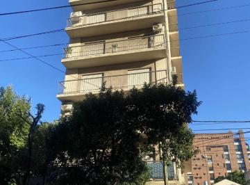 Departamento de 3 ambientes, General San Martín · Departamento de Tres Ambientes en El Centro de Villa Ballester