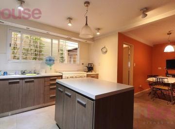 Departamento · 198m² · 5 Ambientes · 1 Cochera · 4 Ambientes con Patio y Cochera - Recoleta