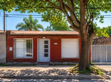 Casa · 88m² · 4 Ambientes · Casa a La Venta Zona Norte Santa Fe