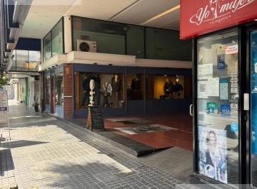 Departamento · 36m² · 2 Ambientes · Alquiler 2 Ambientes Amplios con Balcón en 9 de Julio 60, Bernal