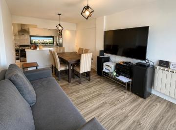 Departamento · 94m² · 4 Ambientes · 1 Cochera · Departamento en Plaza Mitre
