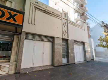 Casa · 281m² · 10 Ambientes · 3 Cocheras · Venta - Casa de Estilo en Recoleta