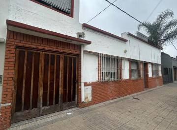 Casa · 112m² · 3 Dormitorios · 1 Cochera · Casa en Los Hornos