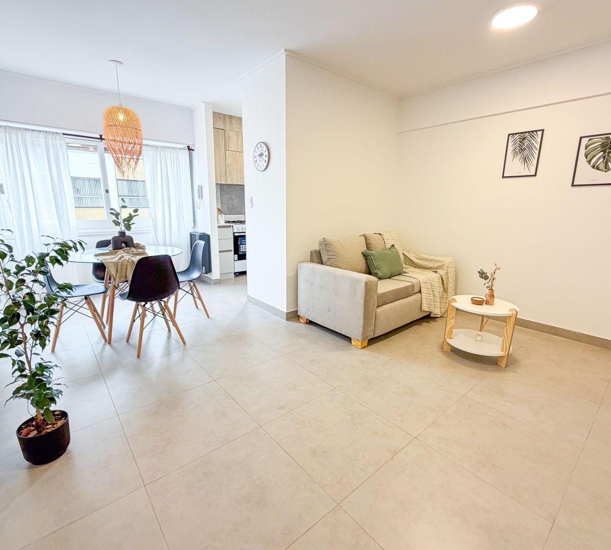 Venta de Departamento 2 Ambientes Reciclado en Area Centro, Mar del Plata