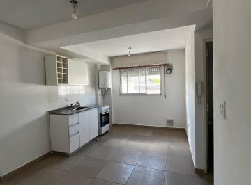 Departamento · 30m² · 2 Ambientes · Alquiler Departamento un Dormitorio con Balcón Al Frente, Echesortu, Rosario