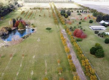 Casa · 35m² · 1 Ambiente · 1 Cochera · Casa Monoambiente en Alquiler Temporario en El Campo a 14 Km. de Capilla del Señor