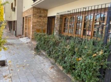 Casa de 4 ambientes, Godoy Cruz · Barrio Bombal Casa en Venta