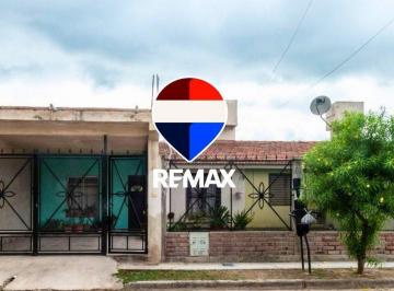 Casa · 56m² · 3 Ambientes · 1 Cochera · Casa 2 Dorm. Venta Pinares Cerrillos