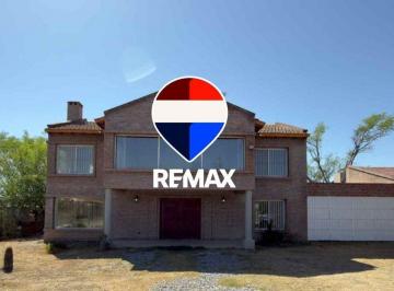 Casa · 350m² · 8 Ambientes · 2 Cocheras · Casa Alquiler con Pileta La Silleta Salta