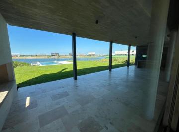 Casa · 410m² · 7 Ambientes · 2 Cocheras · Venta Casa 410 M/997 m Al Agua Nordelta a Estr