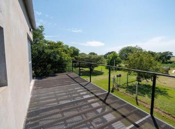 Quinta vacacional · 61m² · 2 Dormitorios · Quinta con Pileta y Gran Terreno | Arroyo Leyes