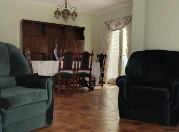 Casa · 178m² · 5 Ambientes · 1 Cochera · Venta Casa Apta Credito Ciudad Mendoza