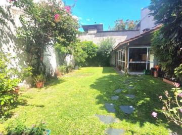 PH · 82m² · 3 Ambientes · PH 3 Ambientes con Jardin Quincho Monte Castro