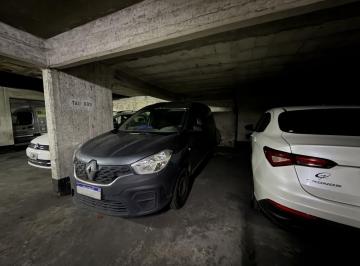 Garage · 13m² · Cochera Centrica 3 de Febrero y Av San Martin