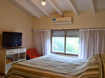 Casa · 106m² · 4 Ambientes · 1 Cochera · Casa 4 Amb. Venta, San Andrés, C/jardín, Lote Propio