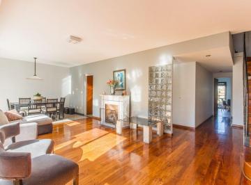 Departamento · 181m² · 5 Ambientes · 2 Cocheras · Venta Penthouse Dúplex 4 Amb. C/dep + 2 Guardacoch