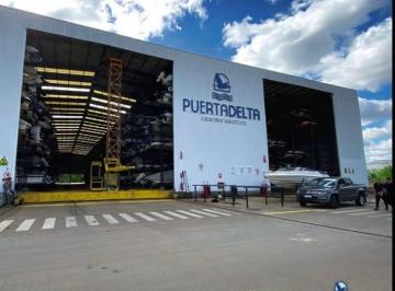 Garage · 21m² · Venta Cama Naútica 21 Pies Puerta Delta Benavidez