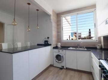 Casa · 200m² · 6 Ambientes · Venta PH Tipo Casa 6amb Apto Credito Villa Urquiza