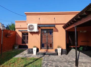 Casa · 170m² · 4 Ambientes · 2 Cocheras · Venta Casa Pilar 4 Amb Cochera Quincho Villa Morra