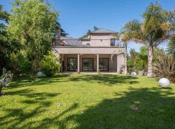 Casa · 157m² · 4 Ambientes · 1 Cochera · Venta Casa 4 Amb Boatcenter, Tigre con Amarra