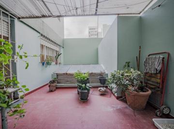 PH · 95m² · 5 Ambientes · 1 Cochera · Venta PH 5 Ambientes Almagro - Permuta