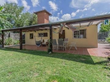 Casa · 150m² · 5 Ambientes · 2 Cocheras · Venta Don Torcuato Casa 5 Amb Pileta y Gran Parque
