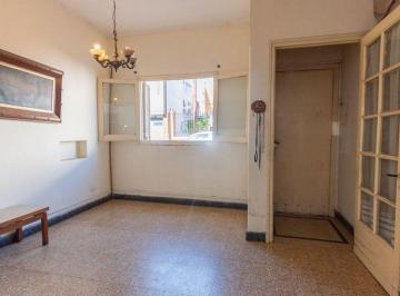 PH · 115m² · 4 Ambientes · PH Planta Baja Dos Dorm. y Patio B° Sur