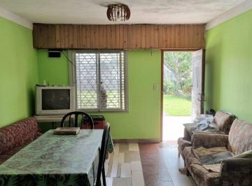 Casa · 57m² · 3 Ambientes · 1 Cochera · Casa 3 Ambientes "En Venta" en Bosques