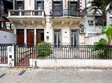 Casa · 151m² · 7 Ambientes · Venta Casona Pb - Bv Oroño 500 - Apto Instituciones
