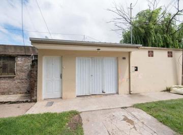 Casa · 110m² · 4 Ambientes · 1 Cochera · Se Venden 2 Propiedades en 1, en Santa Fe
