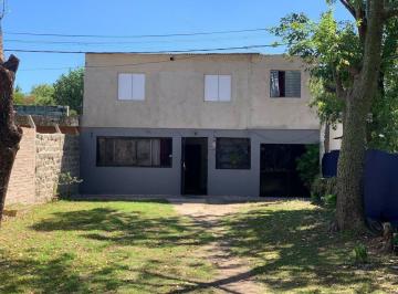 Casa · 165m² · 3 Ambientes · Casa Amplia en Barrio San Martin