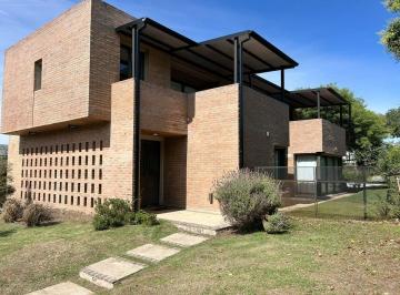 Casa · 360m² · 12 Ambientes · 2 Cocheras · Venta Casa 3 Dorm Country La Serena Mendiolaza