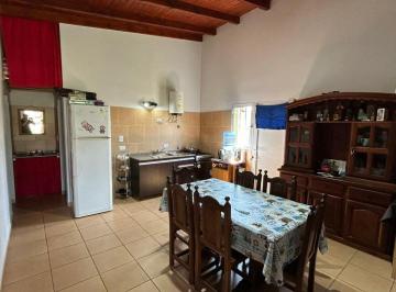 Casa · 64m² · 2 Ambientes · 1 Cochera · Venta Comoda Casa 1 Dorm Santa Monica