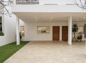 Casa · 180m² · 4 Ambientes · 2 Cocheras · Dúplex en Venta Chacras del Norte, 3 Dorm.
