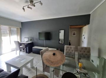 Departamento · 37m² · 2 Ambientes · PH 2 Amb Luminoso Bajas Expensas Apto Credito