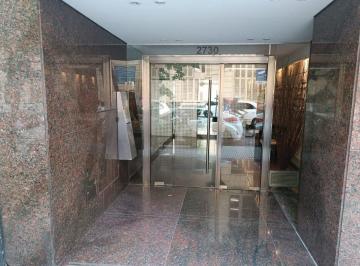 Departamento · 103m² · 4 Ambientes · Recoleta: Piso Exclusivo con Balcón Al Frente