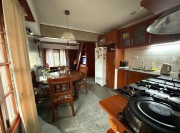Casa · 87m² · 3 Ambientes · 1 Cochera · Venta Casa 4 Ambientes Cochera Barrio Libertad