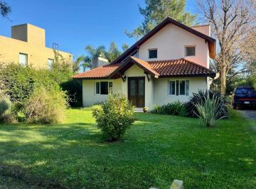 Casa · 123m² · 4 Ambientes · 2 Cocheras · Alquiler Casa 4amb Club de Campo La Taquara