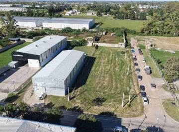 Terreno · 2195m² · Venta/lote en Esquina/b° Fasoli/ Sector Industrial