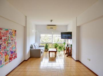 Departamento · 84m² · 4 Ambientes · Venta Departamento 3 Dorm. La Plata Centro