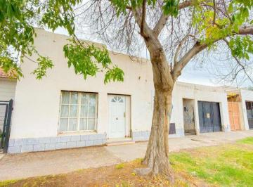 Casa · 103m² · 4 Ambientes · Venta Lote Apto Desarrollo Centro de Plottier