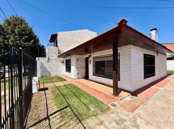 Casa · 69m² · 3 Ambientes · Venta Casa Centro Escobar 3 Ambientes