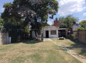 Casa · 72m² · 4 Ambientes · 1 Cochera · Venta Casa Amplio Parque Cuatro Ambientes Moreno