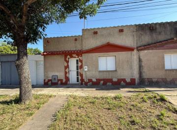 Casa · 75m² · 4 Ambientes · Venta Casa 2 Dorm. Zona Centro
